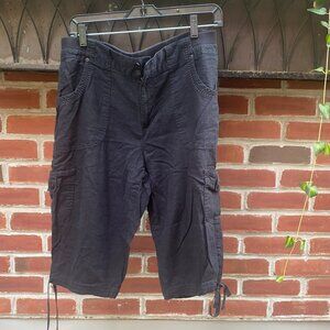 Gloria Vanderbilt Bermuda Shorts, Black Cargo Style, Size 10